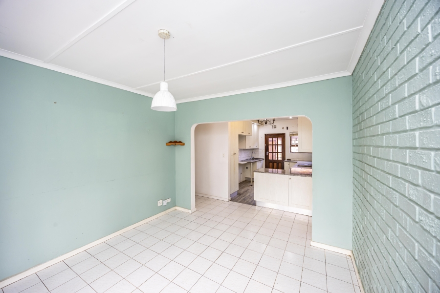 4 Bedroom Property for Sale in Nahoon Valley Park Eastern Cape
